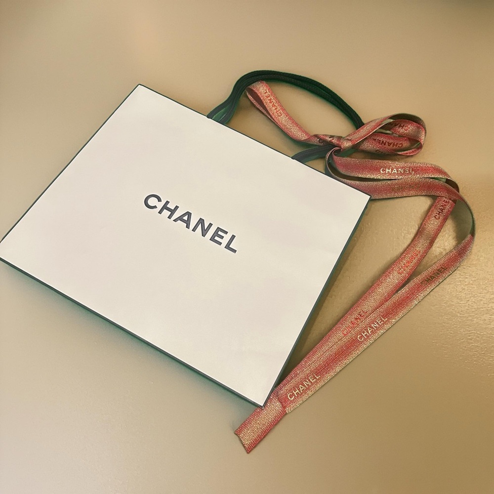 CHANEL Cosmetics Paper Shopping Bag